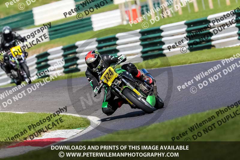 cadwell no limits trackday;cadwell park;cadwell park photographs;cadwell trackday photographs;enduro digital images;event digital images;eventdigitalimages;no limits trackdays;peter wileman photography;racing digital images;trackday digital images;trackday photos